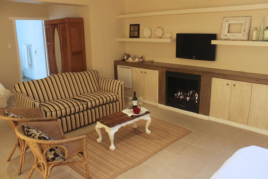 Oak Village B&B Stellenbosch Habitación foto